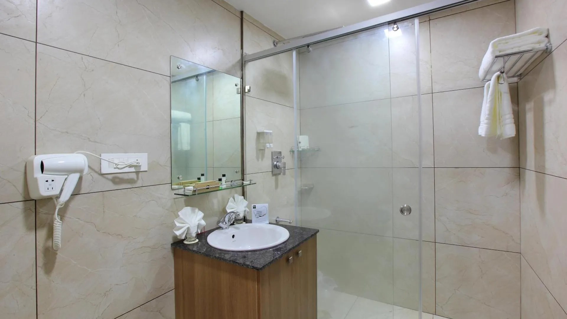 Enkeys Residency Hotel Alappuzha