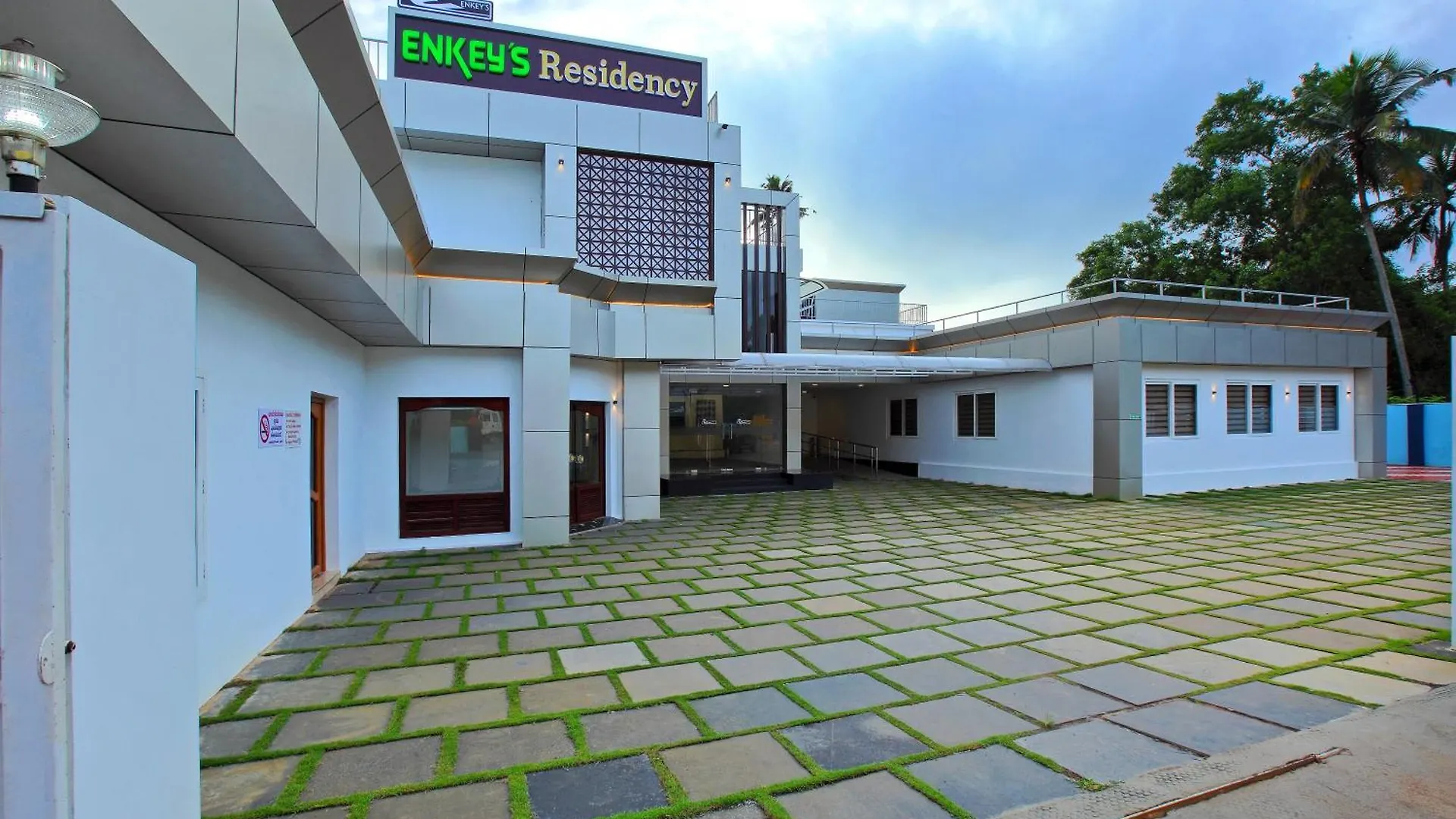 Enkeys Residency Hotel Alappuzha